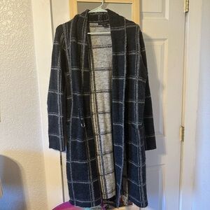 Tahari Black and Gray Plaid Open-Front Cardigan